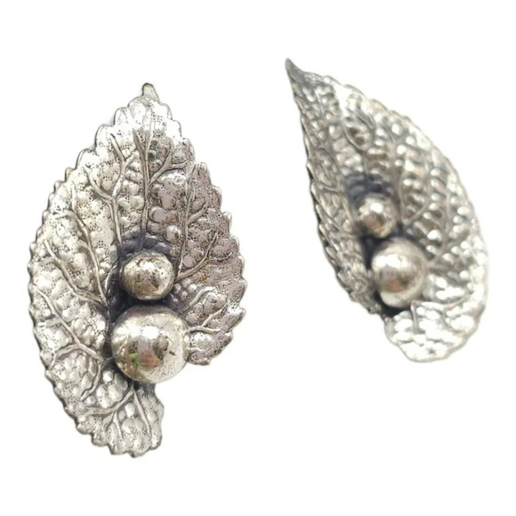 1950s Modernist Sterling Silver Screw Back Leaf Earrings Signed Beau Vintage - Picture 2 of 5